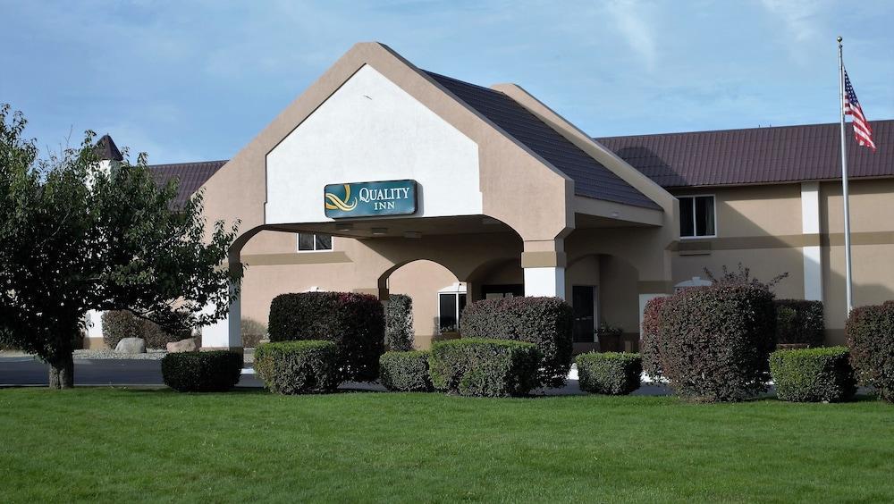 Country Inn & Suites By Radisson, Battle Creek, Mi Exteriér fotografie