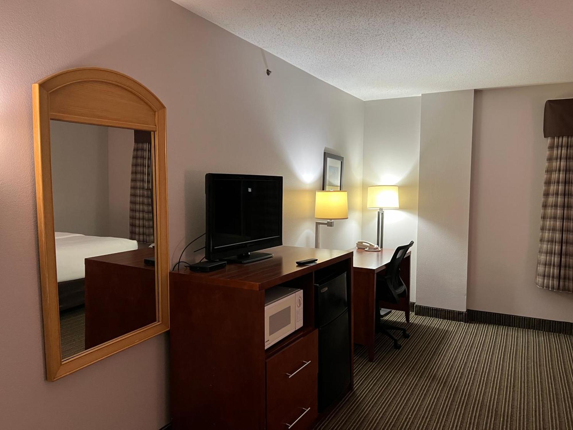 Country Inn & Suites By Radisson, Battle Creek, Mi Exteriér fotografie