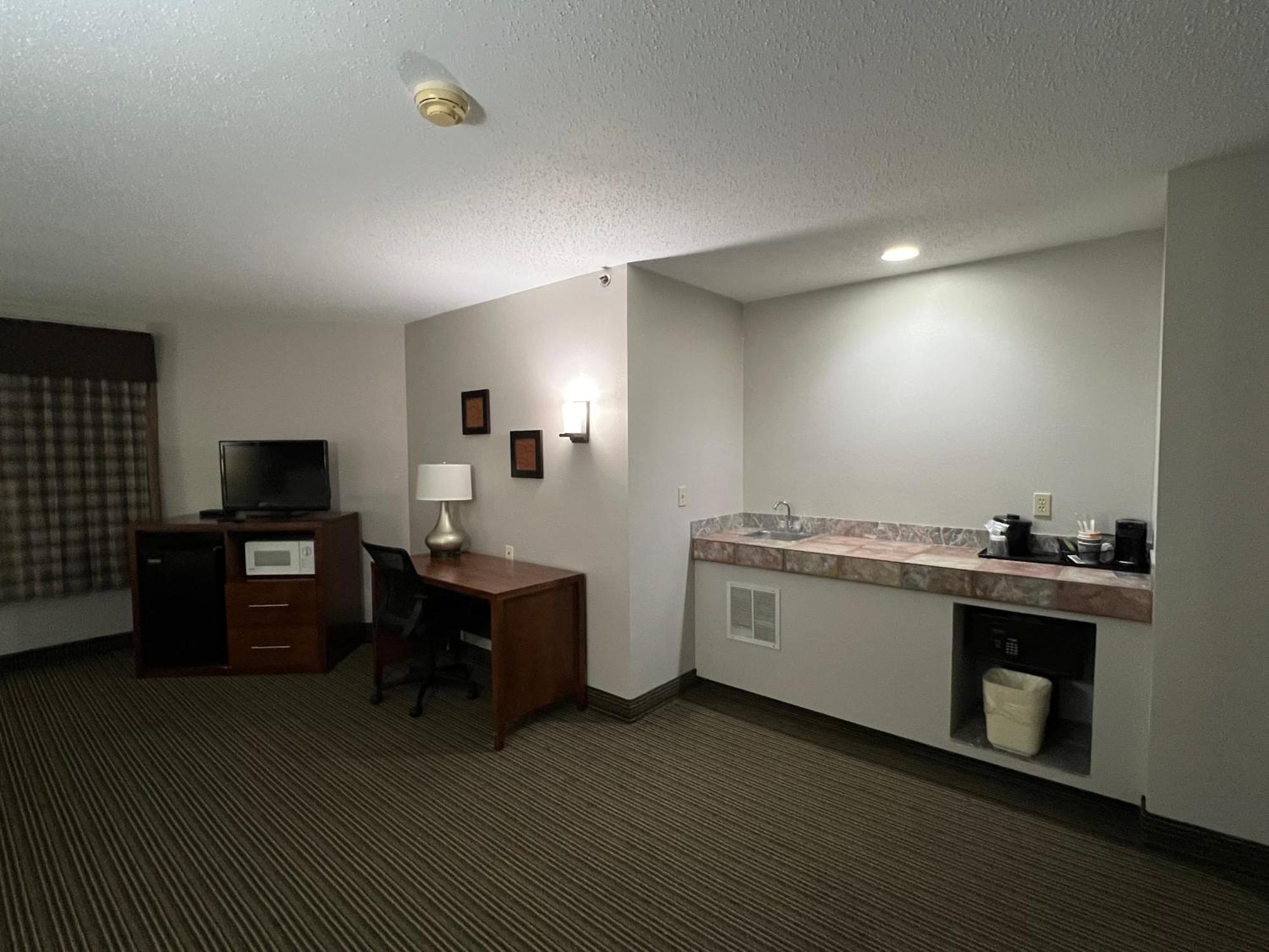 Country Inn & Suites By Radisson, Battle Creek, Mi Exteriér fotografie