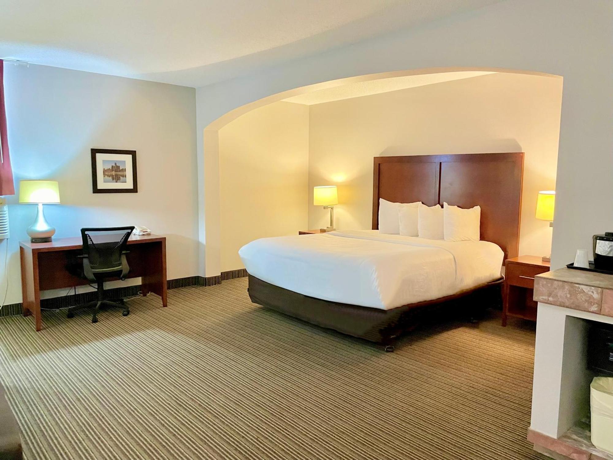 Country Inn & Suites By Radisson, Battle Creek, Mi Exteriér fotografie