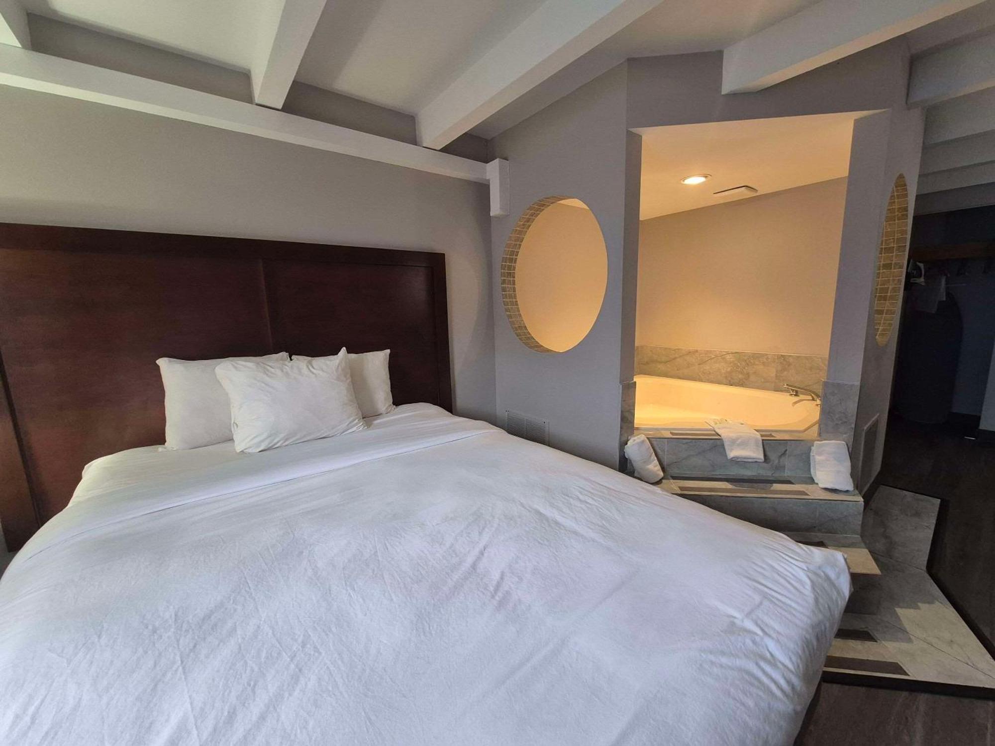 Country Inn & Suites By Radisson, Battle Creek, Mi Exteriér fotografie